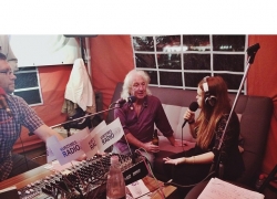 itija_vespere_radio_dj_ri.jpg